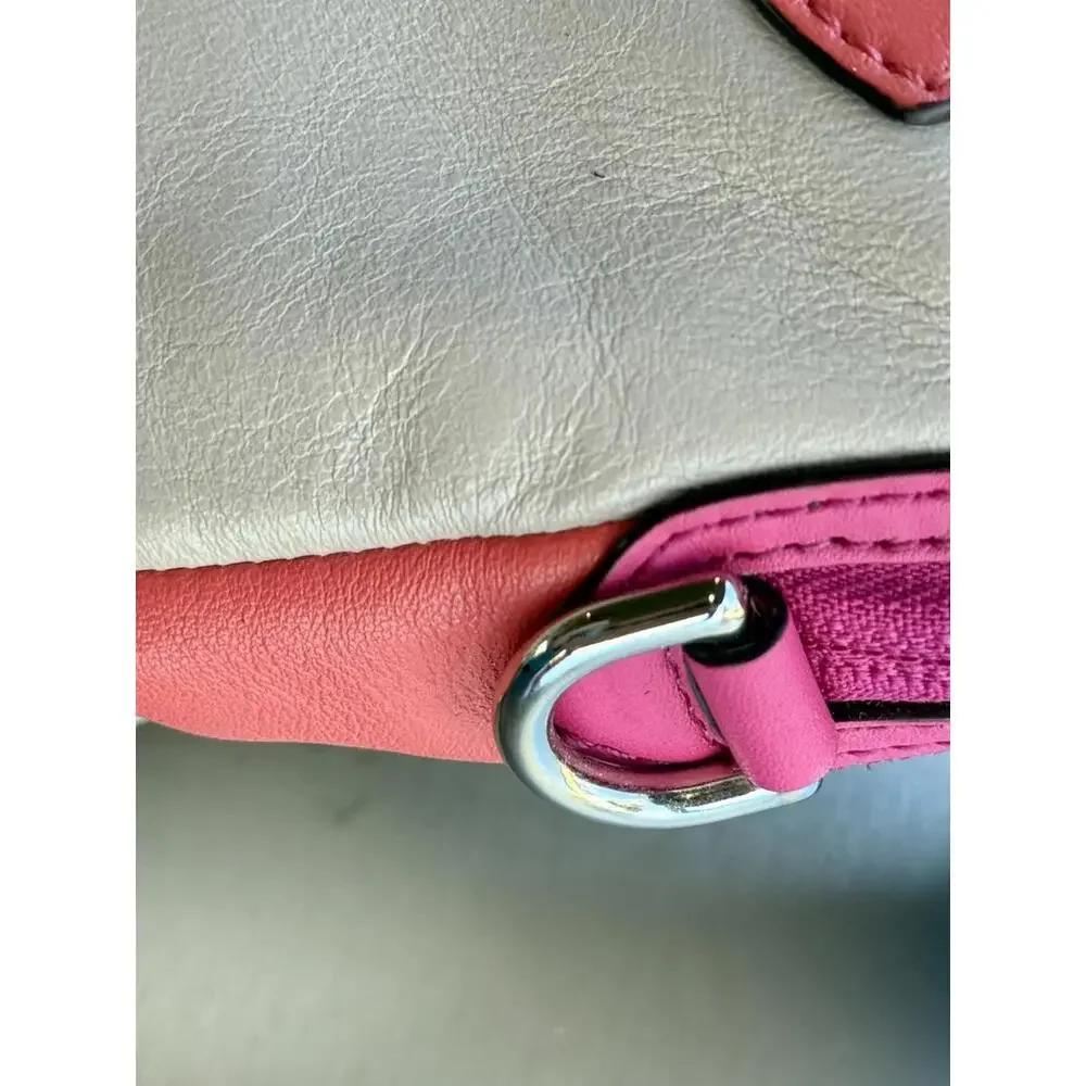 Leather Crossbody Messenger iPad eReader w Adjustable Strap